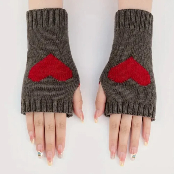 Women's Half Finger - Fingerless Warm Knit Red Gloves Winter with Heart Design - Picture 3 of 5